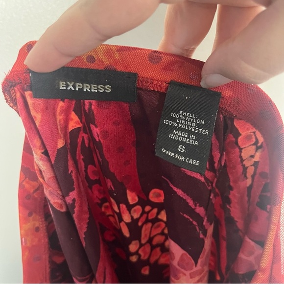 Vintage express Y2K mesh red sequin skirt size small - Picture 5 of 6